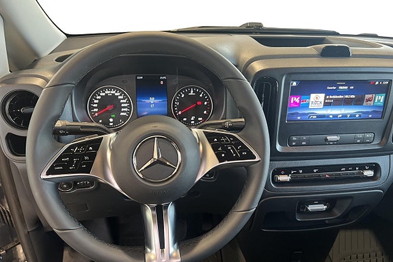 Mercedes-Benz Vito 114 8 of 17