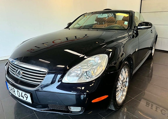 Lexus SC430 3 of 30