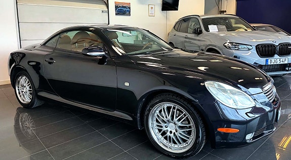 Lexus SC430 11 of 30