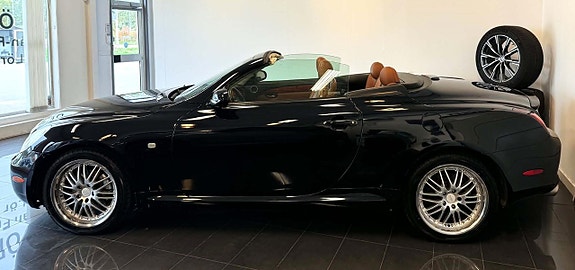 Lexus SC430 6 of 30