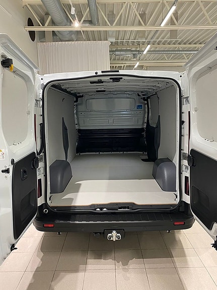 Renault Trafic 5 of 14