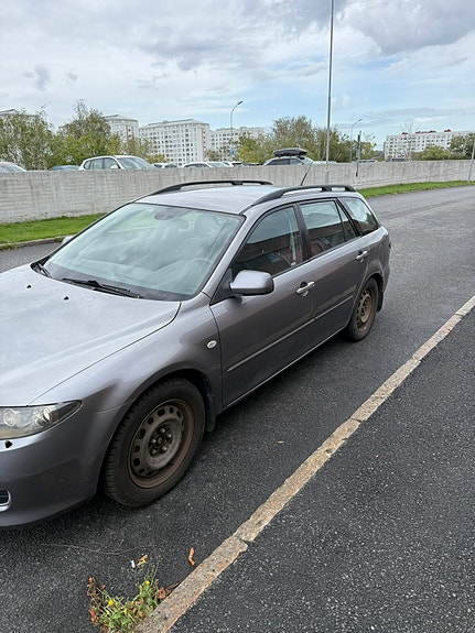 Mazda 6 4 of 6