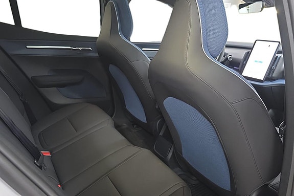 Volvo EX30 9 of 23