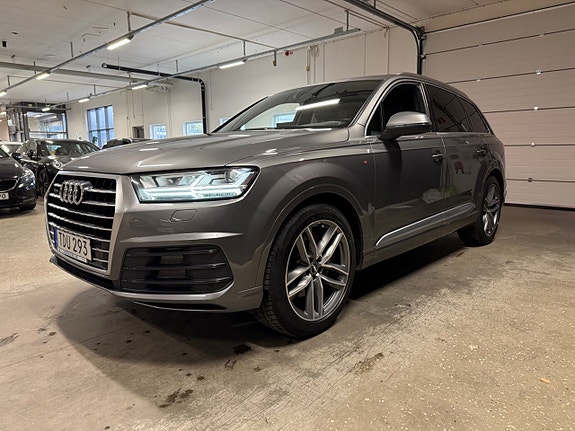 Audi Q7 7 of 24