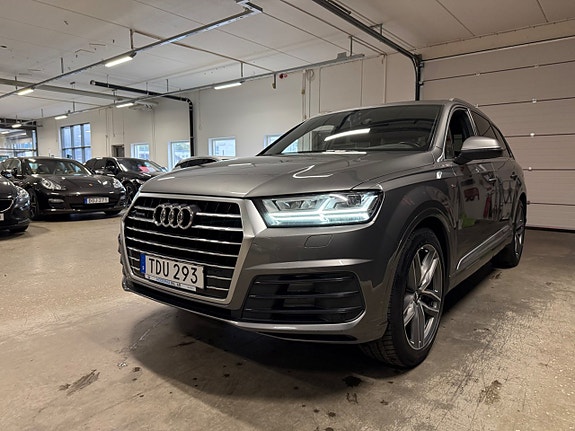 Audi Q7 8 of 24