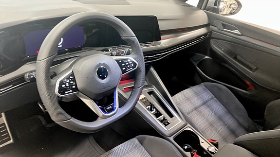 Volkswagen Golf I 7 of 12