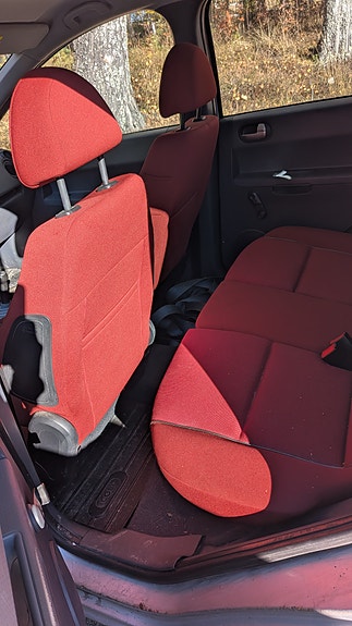 Mitsubishi Colt 4 of 5