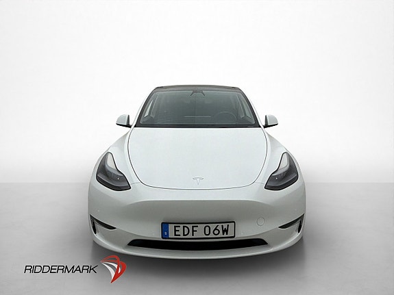 Tesla Model Y 3 of 30
