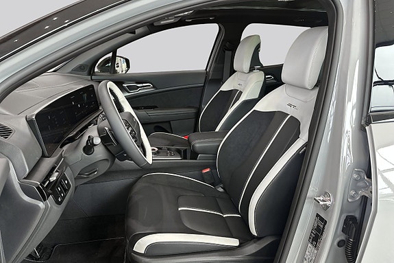 Kia Sportage 10 of 26