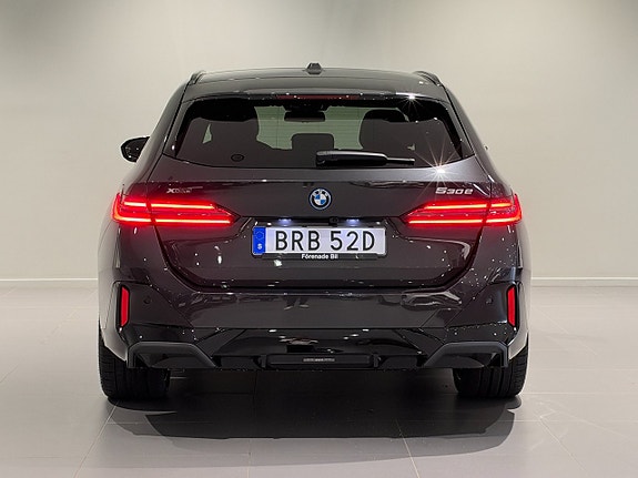 BMW 530e 4 of 21