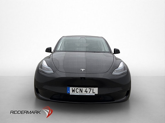 Tesla Model Y 3 of 30