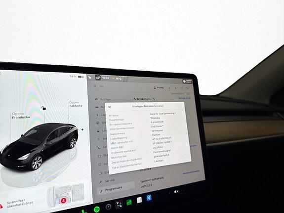 Tesla Model Y 25 of 30