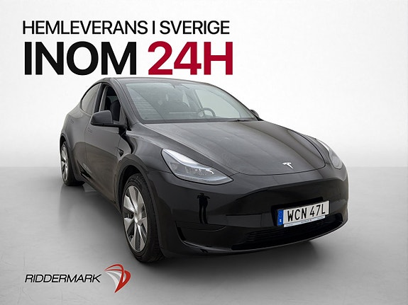 Tesla Model Y 4 of 30