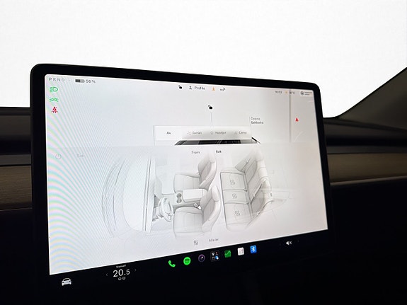 Tesla Model Y 27 of 30