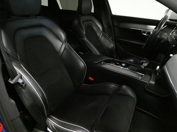 Volvo V90 16 of 24