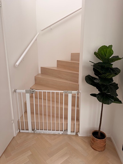 Product image 1 of 8