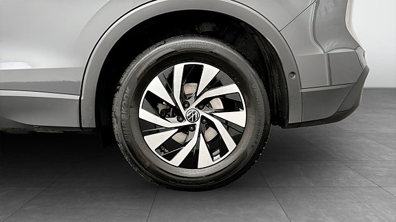 Volkswagen Tiguan 6 of 19