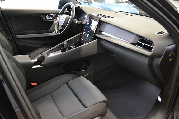 Polestar 2 8 of 13