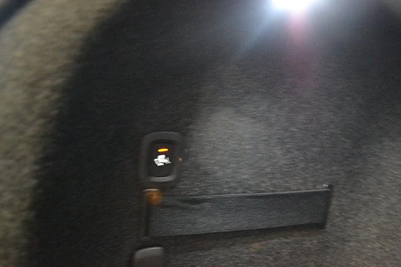 Polestar 2 13 of 13
