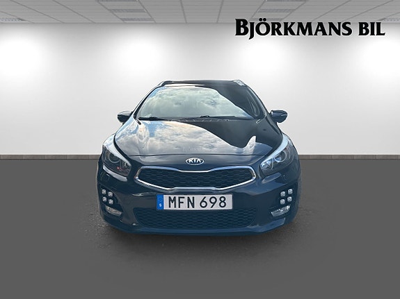 Kia Ceed 2 of 15