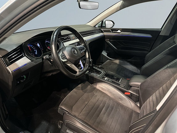 Volkswagen Passat 7 of 21