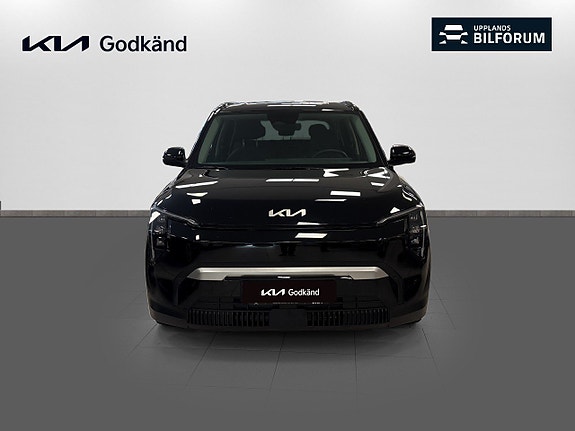 Kia EV3 2 of 15