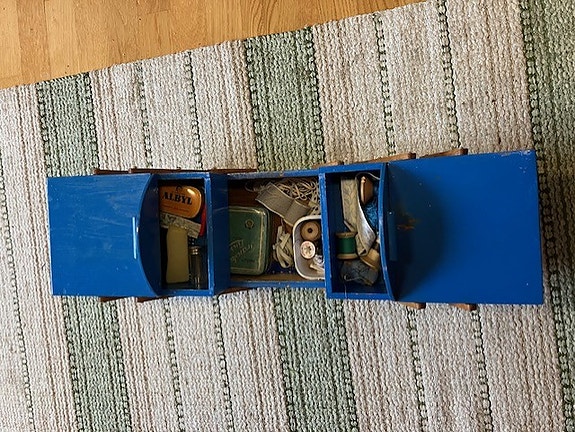 Product image 1 of 3