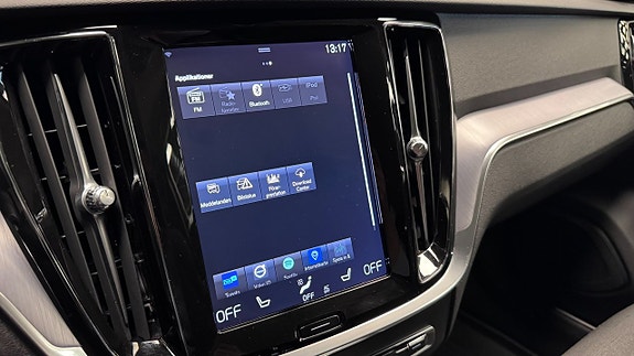 Volvo V60 Cross Country 13 of 21
