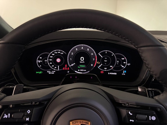 Porsche Cayenne 10 of 14