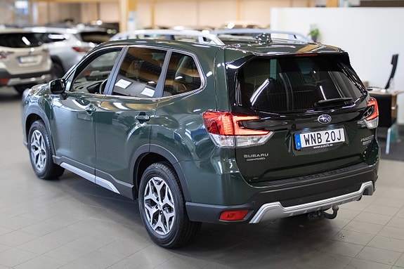 Subaru Forester 4 of 22