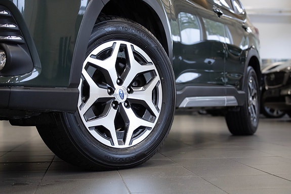 Subaru Forester 6 of 22