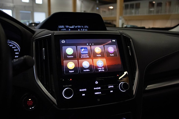 Subaru Forester 17 of 22