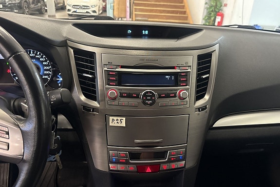 Subaru Outback 16 of 18