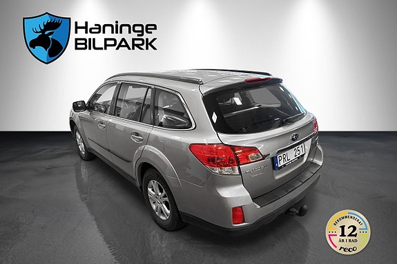 Subaru Outback 9 of 18