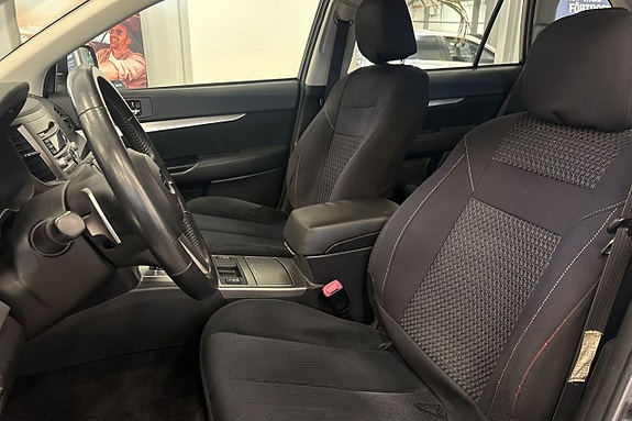 Subaru Outback 10 of 18