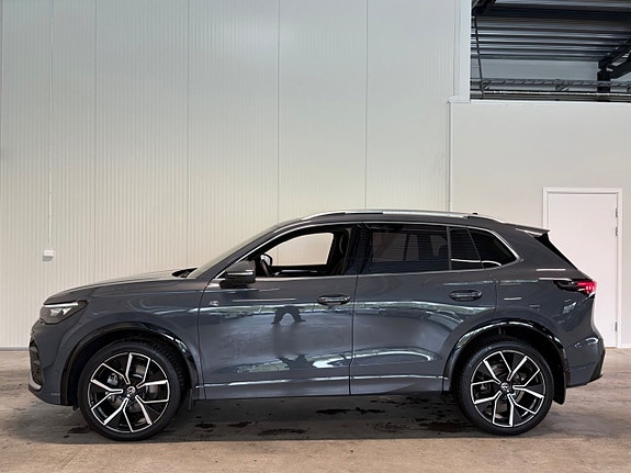 Volkswagen Tiguan 5 of 27