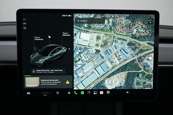 Tesla Model 3 19 of 27
