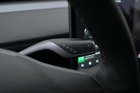 Tesla Model 3 8 of 27