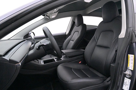 Tesla Model 3 9 of 27