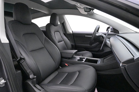 Tesla Model 3 12 of 27