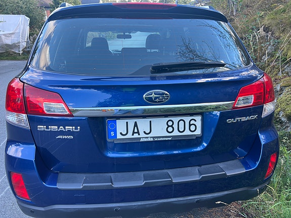 Subaru Outback 5 of 12