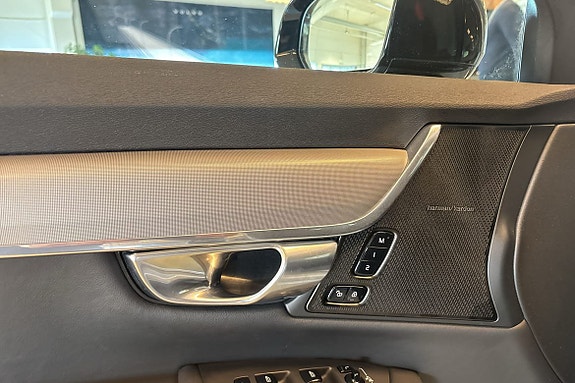 Volvo V90 17 of 26