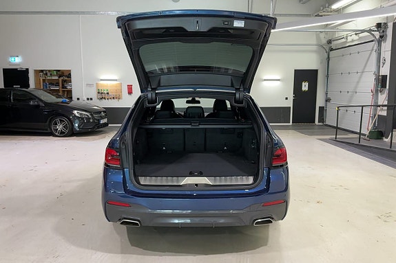 BMW 530e 17 of 30