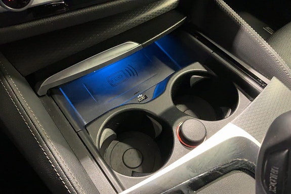 BMW 530e 28 of 30