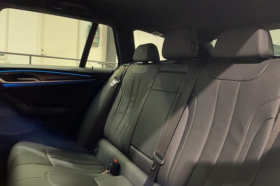 BMW 530e 15 of 30