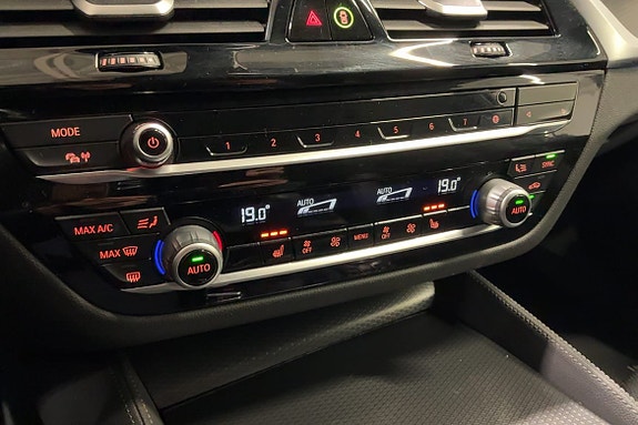 BMW 530e 26 of 30