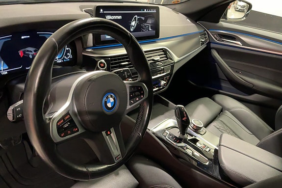 BMW 530e 12 of 30