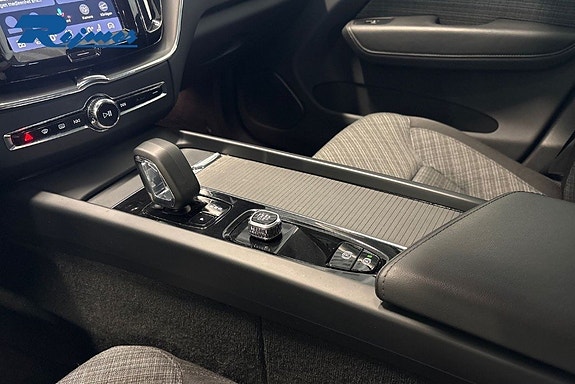 Volvo XC60 21 of 28