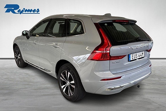 Volvo XC60 2 of 28