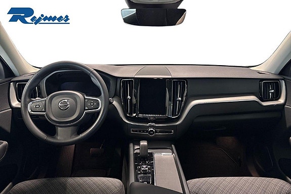 Volvo XC60 9 of 28